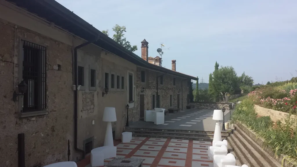 Casamia Vakanties onder de italiaanse zon Villa Gradoni Algemeenmerengebied Accommodatie13