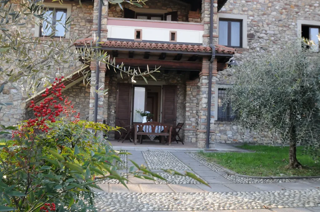 Casamia Vakanties onder de italiaanse zon Villa Gradoni Algemeenmerengebied Accommodatie14