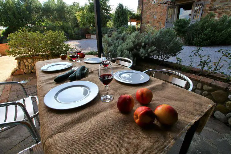 umbrie-agriturismo-le-more-appartement-rose-terras-02-casamia