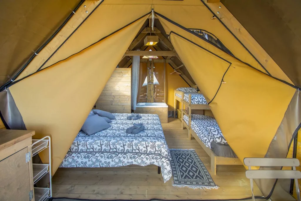 Casamia Vakanties onder de italiaanse zon Agriresidence DebbiareGlamping Demetra & Aura002