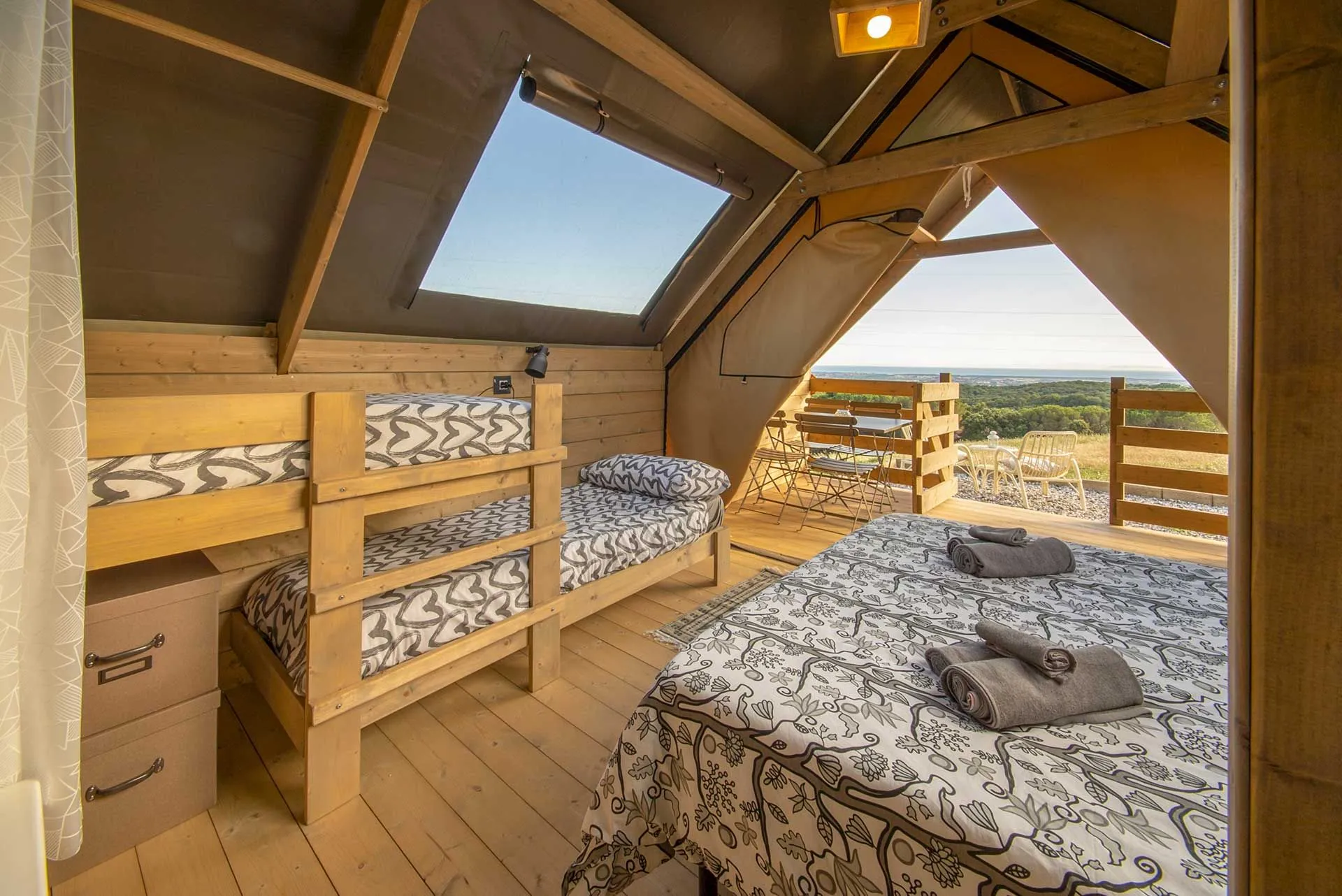 Casamia Vakanties onder de italiaanse zon Agriresidence DebbiareGlamping Demetra & Aura006