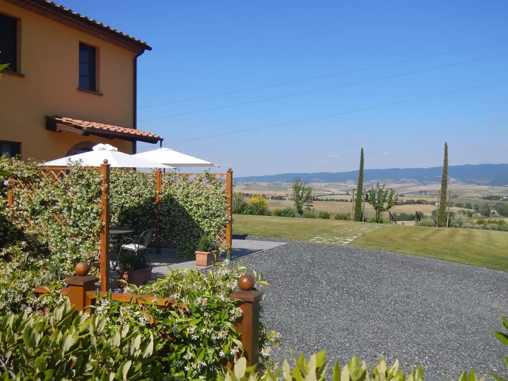 Casamia Vakanties onder de italiaanse zon. – Fattoria di Paltratico – Ciclamino – Toscaanse kust – Località scaforno – 05