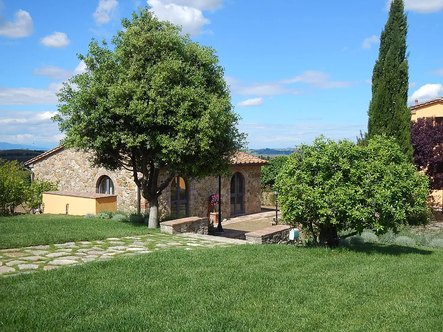 Casamia Vakanties onder de italiaanse zon. – Fattoria di Paltratico – Ortensia – Toscaanse kust – Località scaforno – 01