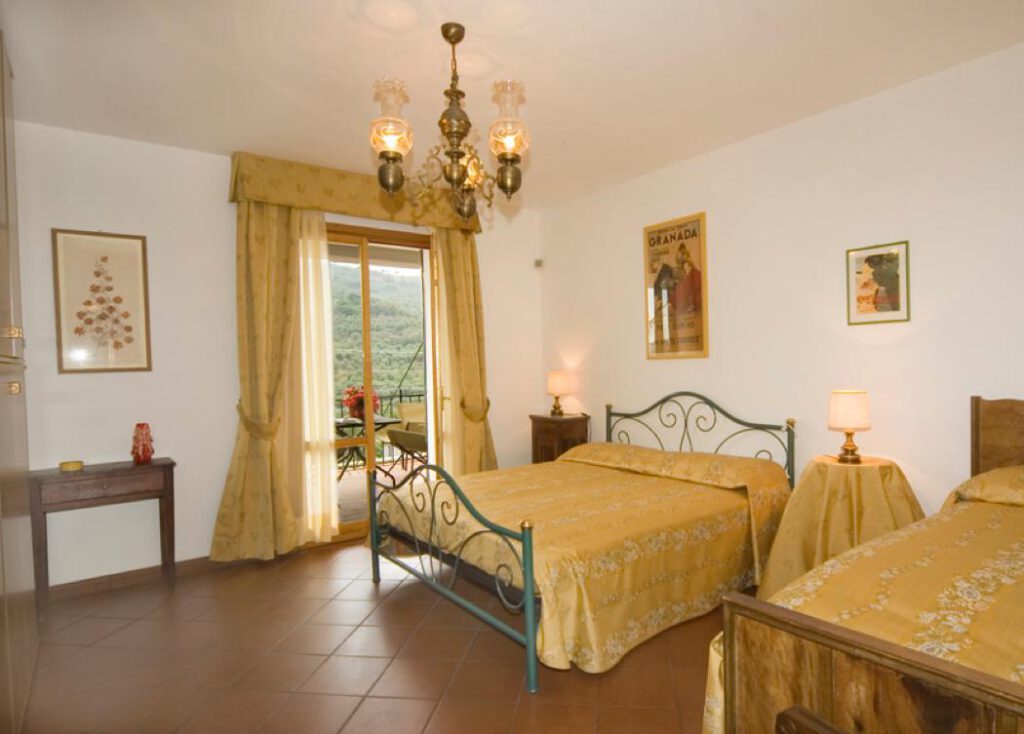 Agriturismo-benza-Casa-Nespolo-01