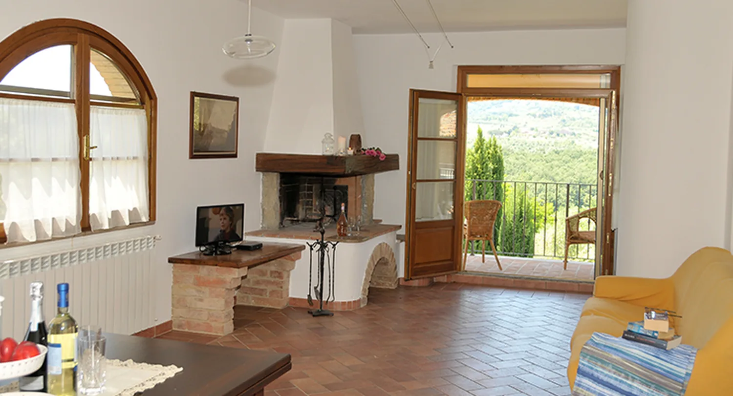 hartje-toscane-agriturismo-il-monte-loggiato-woonkamer-2-24-casamia