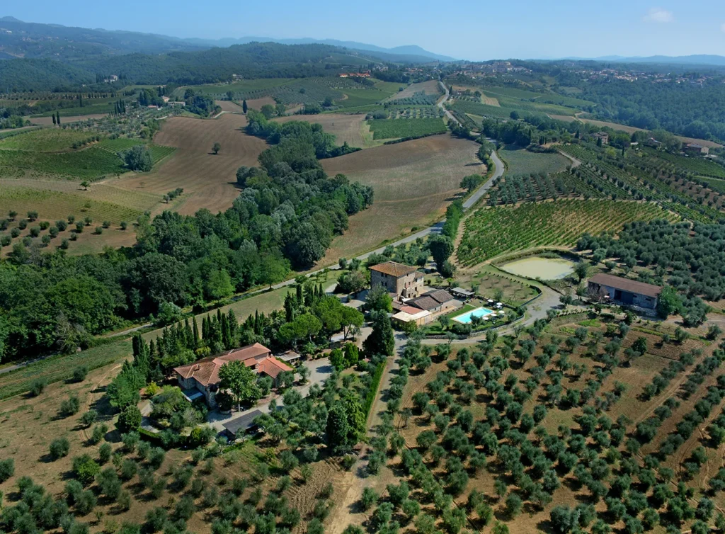 Hartje toscane agriturismo palazzetti luchtfoto landgoed
