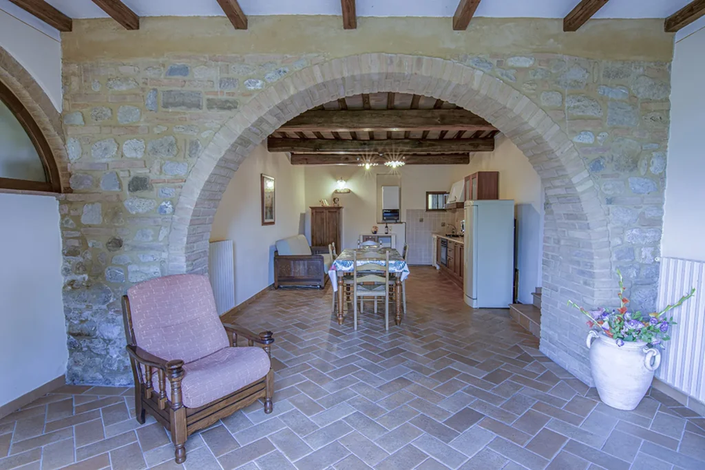 Hartje toscane agriturismo san giacomo appartement anfora woonkamer keuken