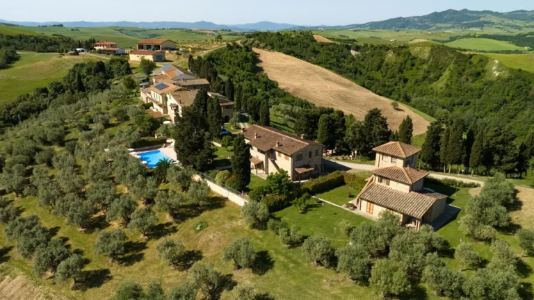 Hartje toscane agriturismo san giacomo luchtfoto landgoed