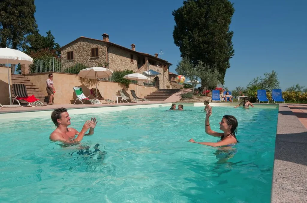 Hartje toscane agriturismo san giacomo zwembad gasten
