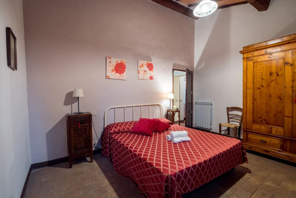 Hartje toscane borgo santinovo belvedere slaapkamer