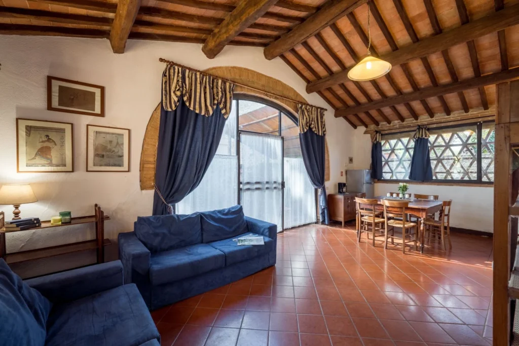hartje-toscane-borgo-santinovo-casa-fienile-woonkamer-en-keuken-594-casamia