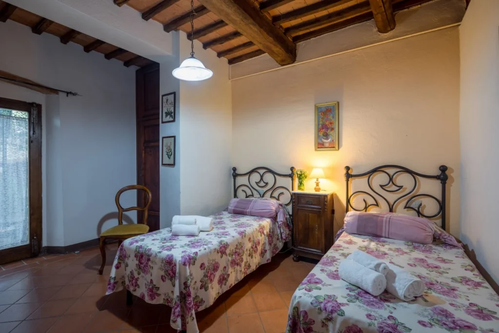 Hartje toscane borgo santinovo granaio slaapkamer