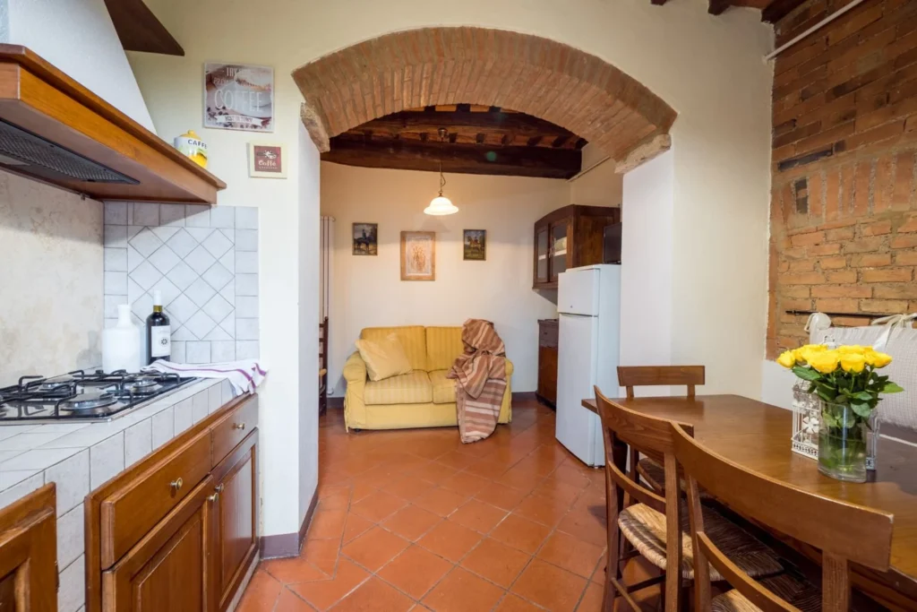 hartje-toscane-borgo-santinovo-granaio-woonkamer-en-keuken-573-casamia
