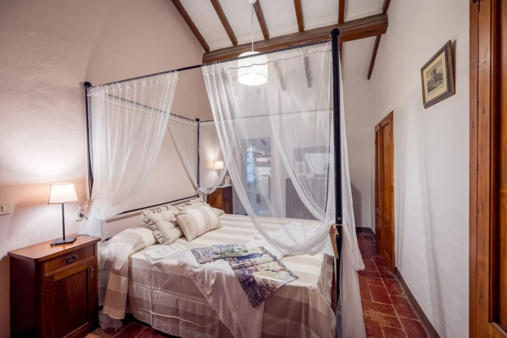 Hartje toscane borgo santinovo il caminetto slaapkamer