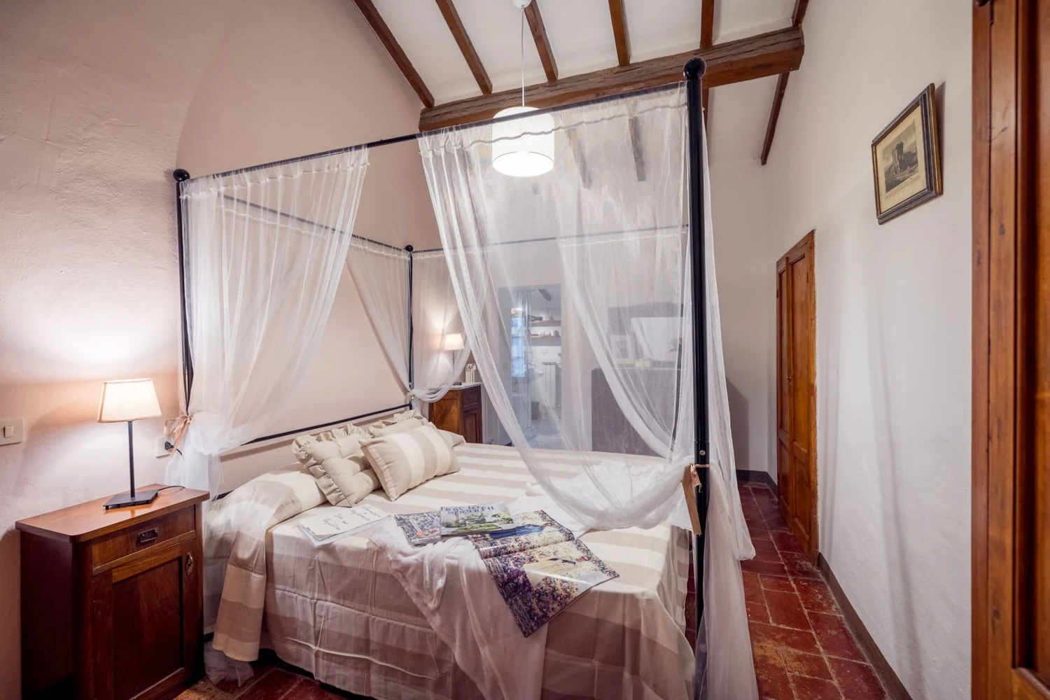 hartje-toscane-borgo-santinovo-il-caminetto-slaapkamer-613-casamia