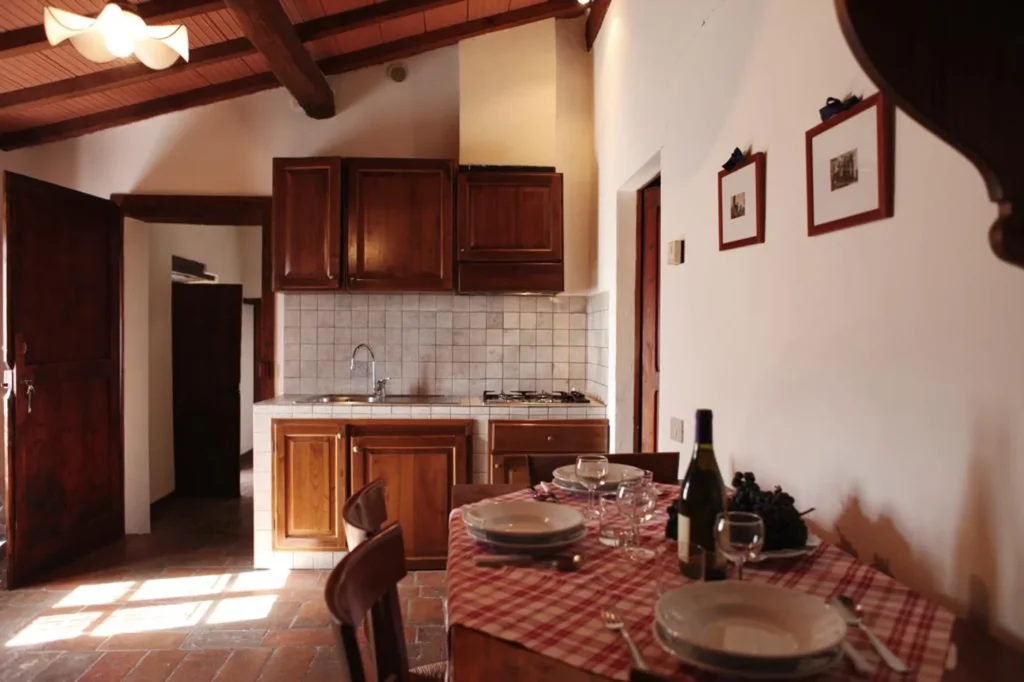 hartje-toscane-borgo-santinovo-loggiatino-due-00-casamia