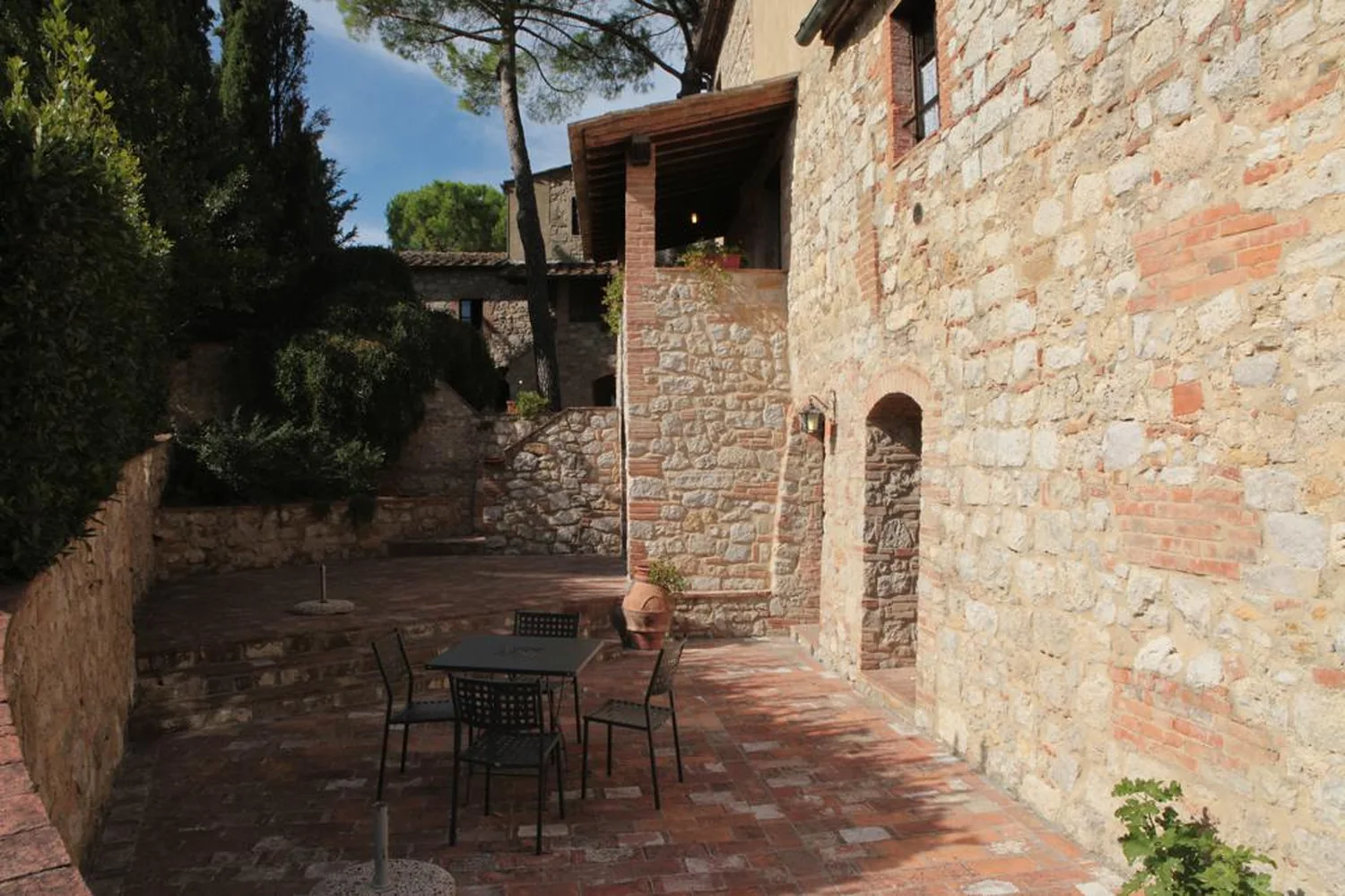 hartje-toscane-borgo-santinovo-loggiatino-due-03-casamia