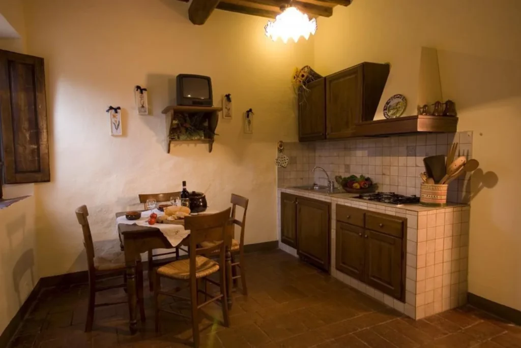 hartje-toscane-borgo-santinovo-loggiatino-uno-en-due-0002-casamia
