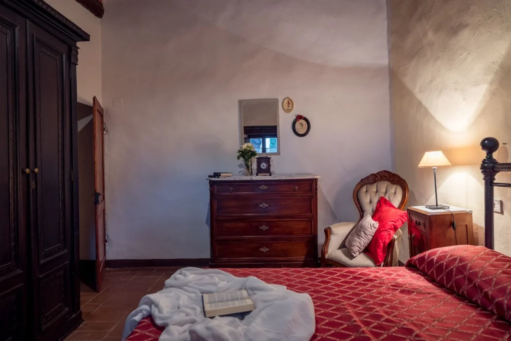 Hartje toscane borgo santinovo torrino slaapkamer