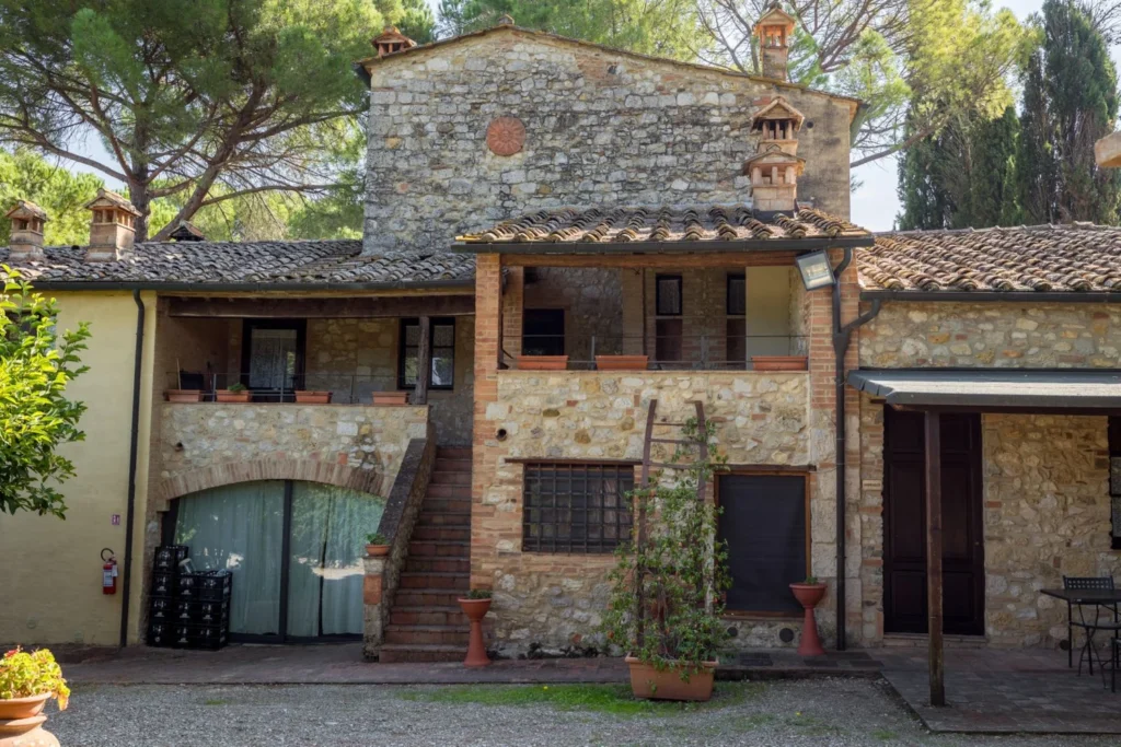 hartje-toscane-borgo-santinovo-torrino-terras-en-buitenkant-494-casamia