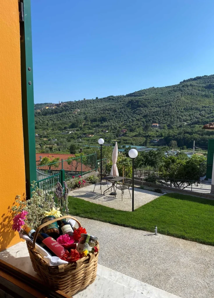 Liguria agriturismo benza casa ciliegio uitzicht tuin