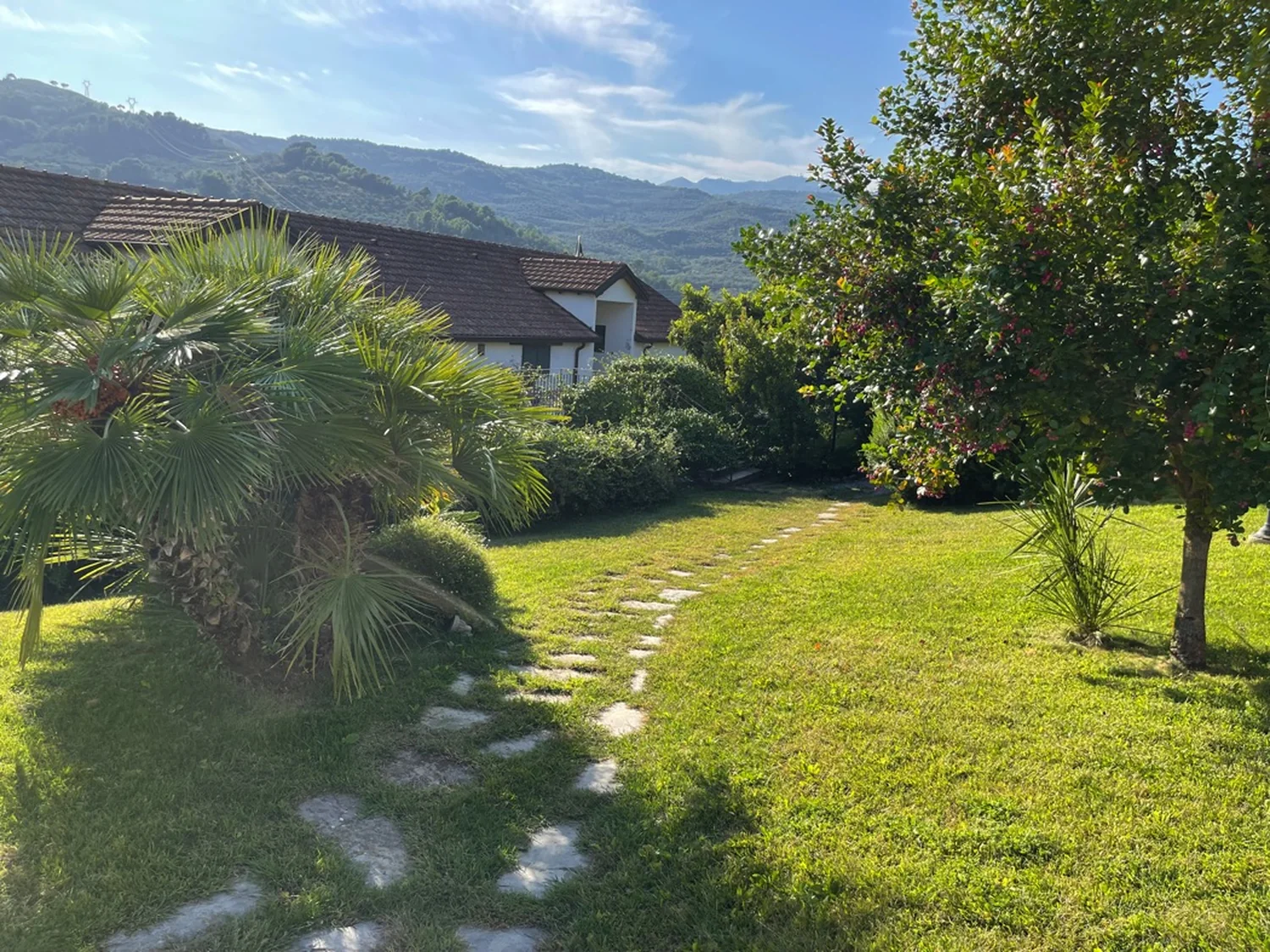 liguria-agriturismo-benza-tuin-uitzicht-002-casamia