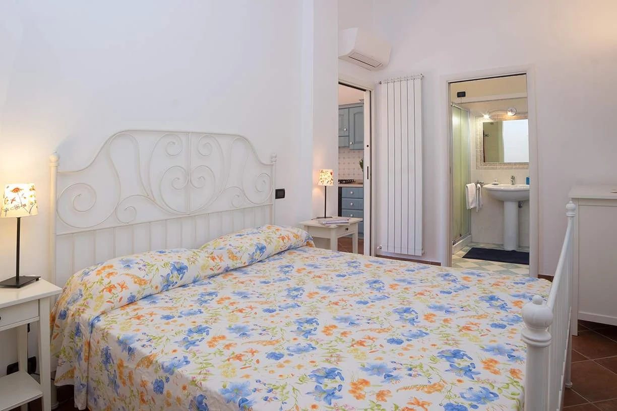liguria-agriturismo-bianchi-nespolo-slaapkamer-28-casamia