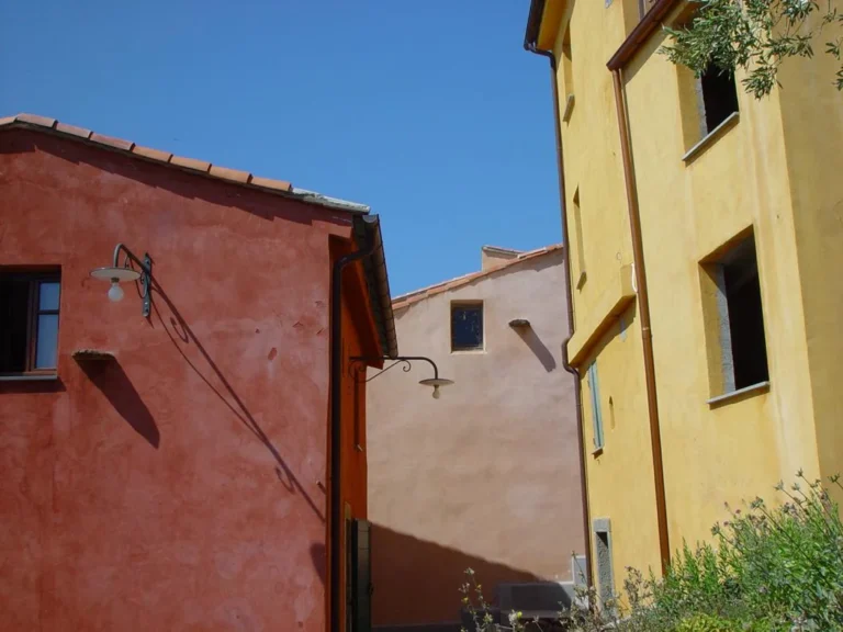 Liguria borgo di campi doorgang tussen gebouwen