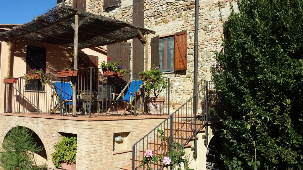 Toscane podere barbaiano appartement sud terras en trap