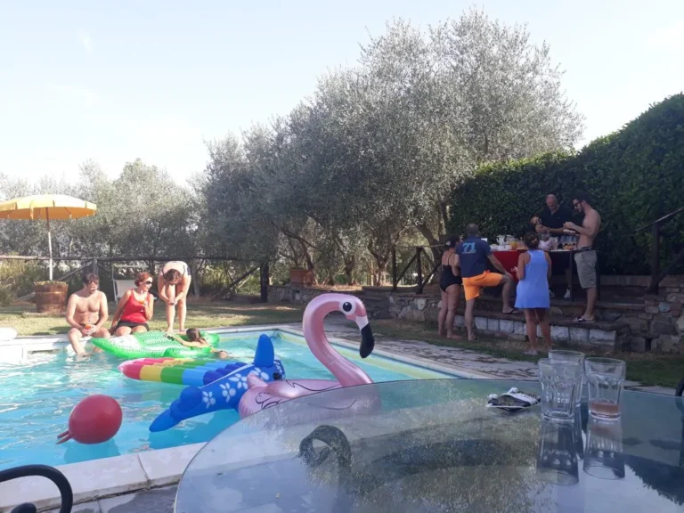Umbrie agriturismo le more algemeen zwembad kinderfeest