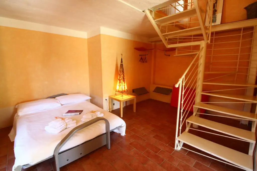 umbrie-agriturismo-le-more-appartement-astri-slaapkamer-02-casamia