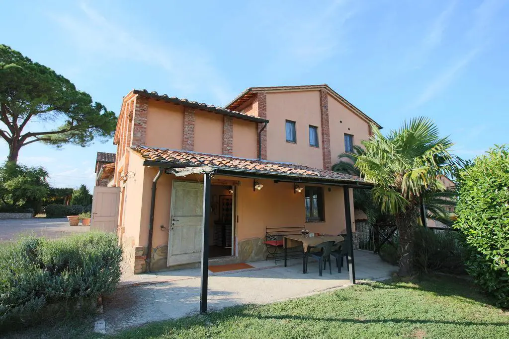 umbrie-agriturismo-le-more-appartement-astri-terras-voorkant-04-casamia