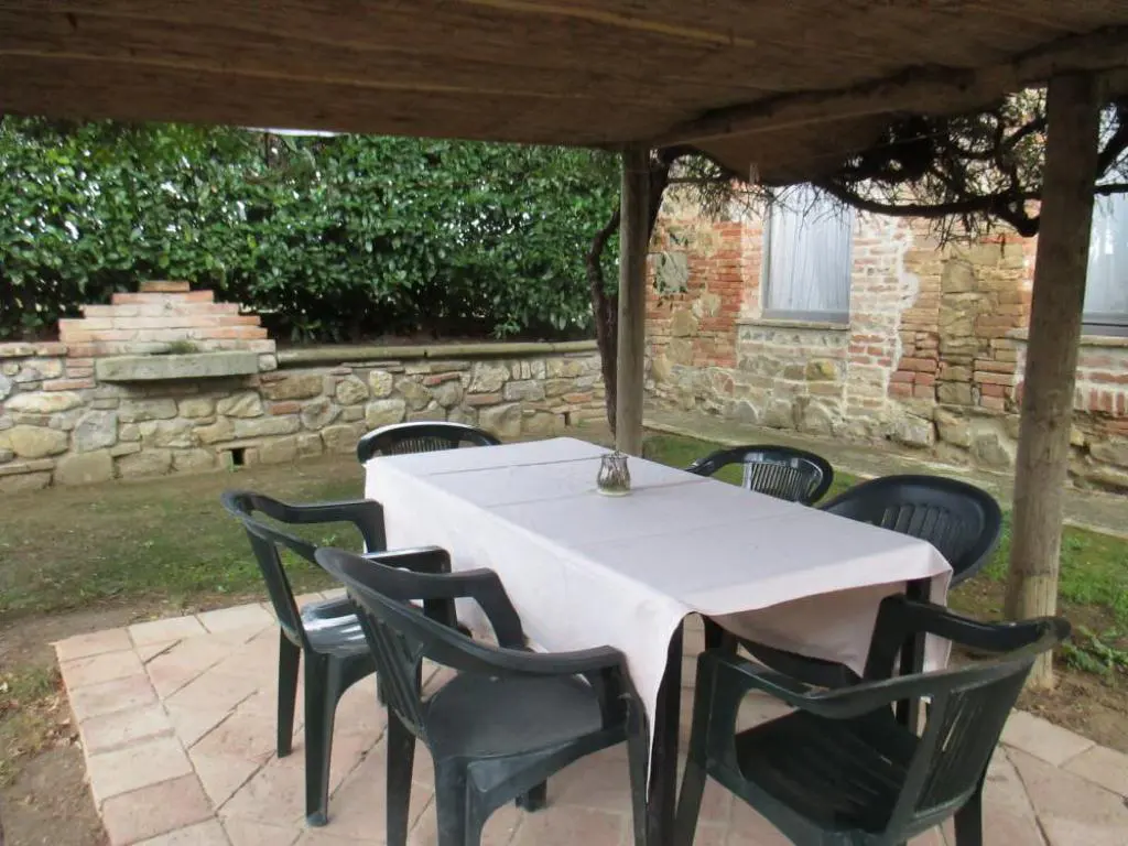 umbrie-agriturismo-le-more-appartement-girasoli-terras-03-casamia