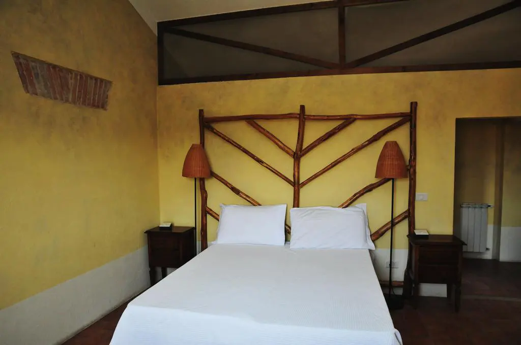 umbrie-agriturismo-le-more-appartement-margherite-slaapkamer-01-casamia