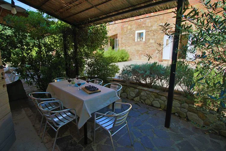umbrie-agriturismo-le-more-appartement-peonie-terras-05-casamia