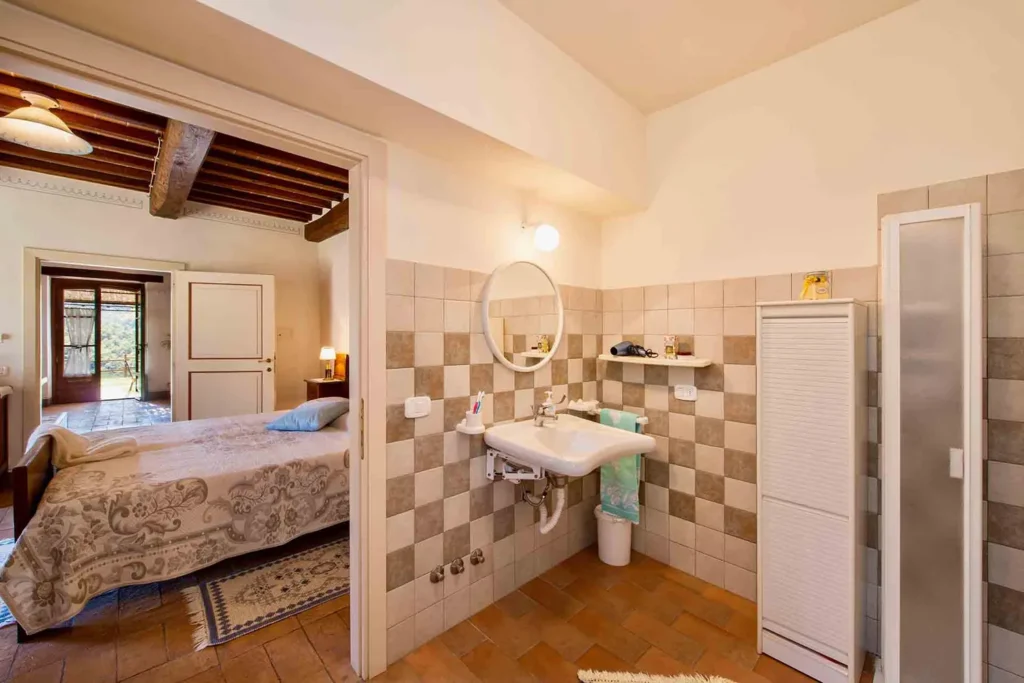 Umbrie agriturismo malagronda leccio badkamer slaapkamer