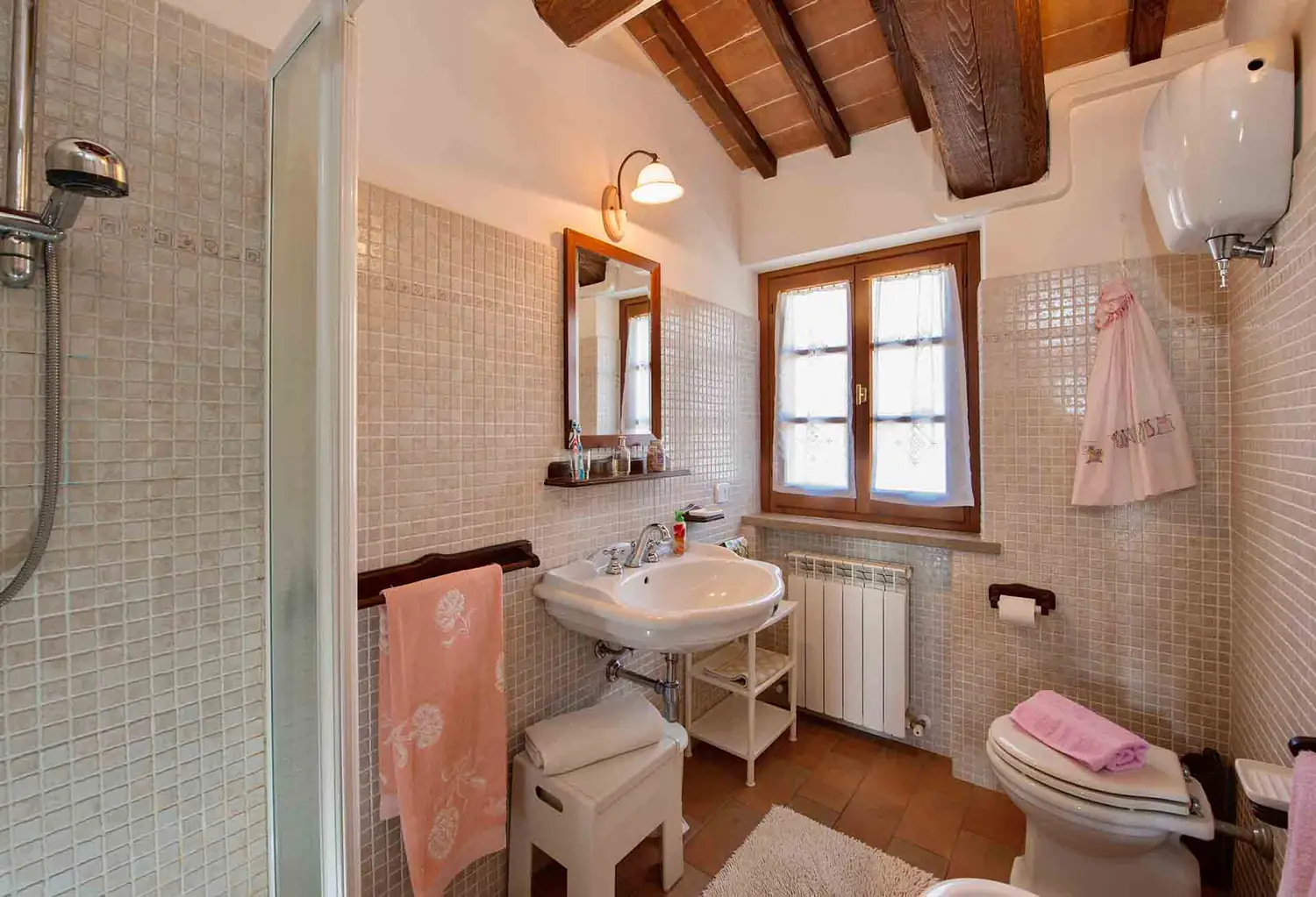 umbrie-agriturismo-malagronda-olivo-badkamer-13-casamia