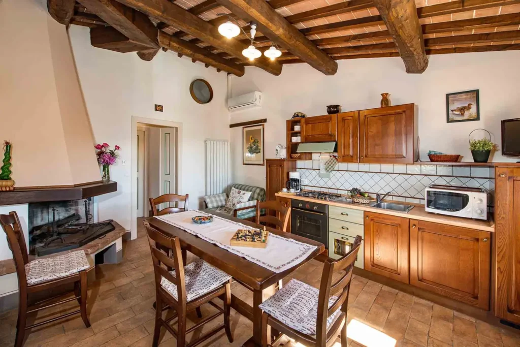 umbrie-agriturismo-malagronda-olivo-woonkamer-keuken-04-casamia