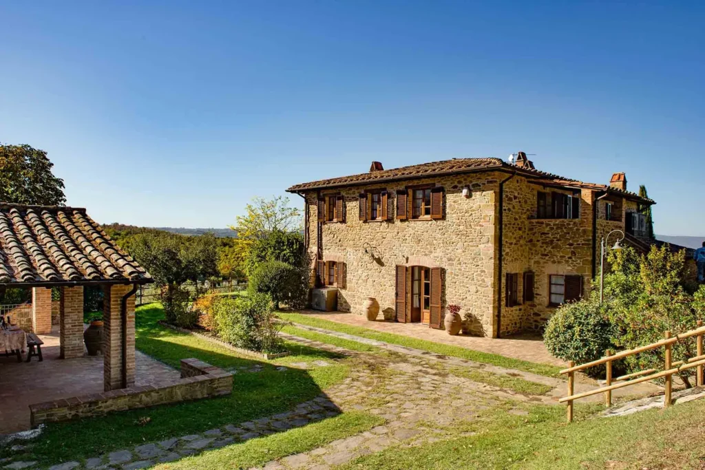 Umbrie agriturismo malagronda pino landhuis buitenzijde