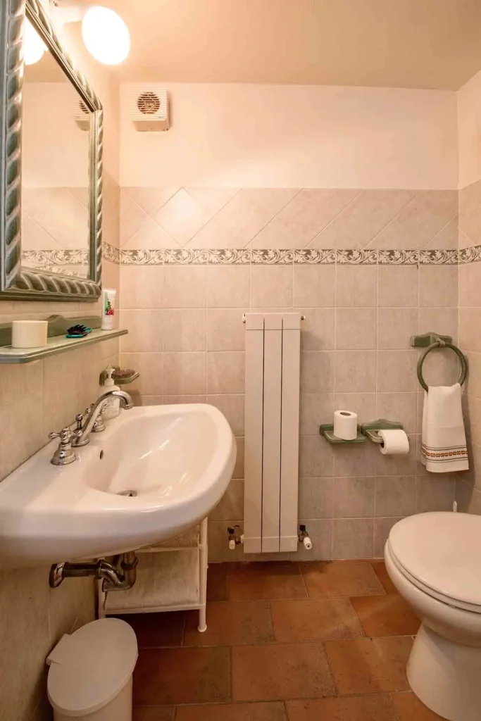 Umbrie agriturismo malagronda quercia badkamer