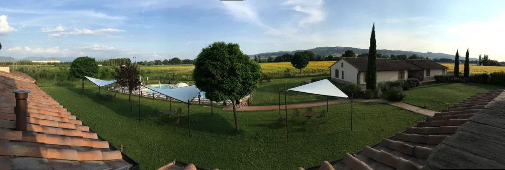 Umbrie le rondini di francesco appartement balcone uitzicht tuin zwembad