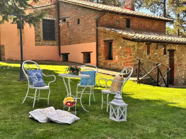 Umbrie villa giara algemeen villa tuin zitje