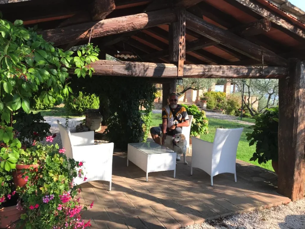 Umbrie villa lorenzo algemeen overdekt terras