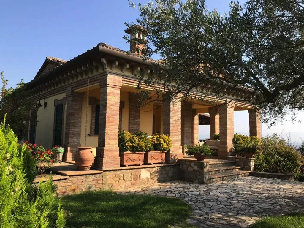 Umbrie villa lorenzo algemeen villa buitenkant