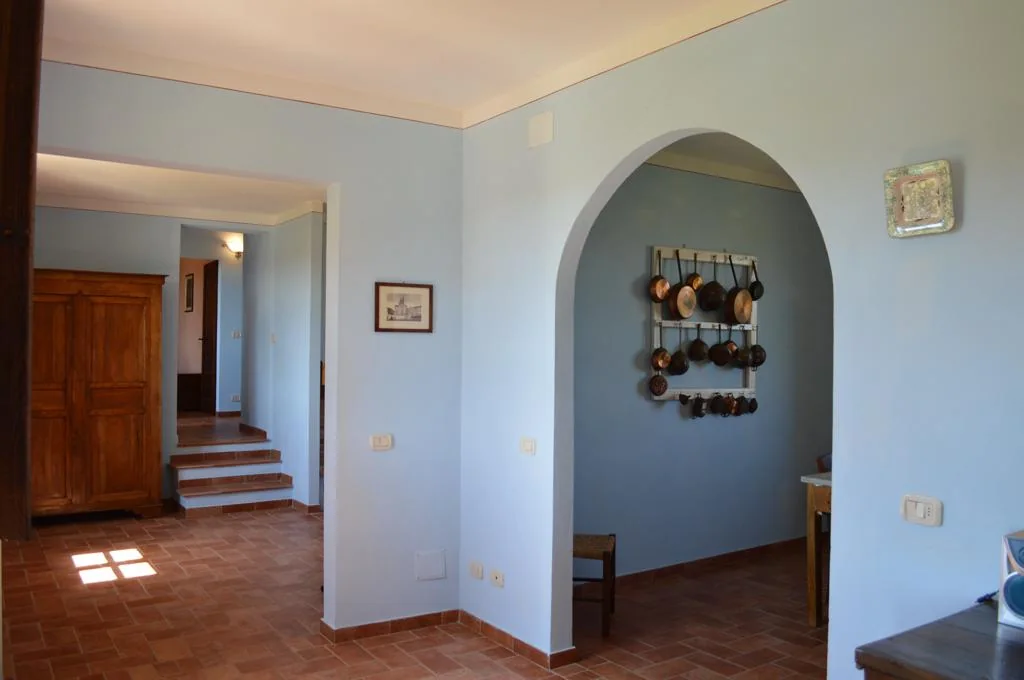 zuid-toscane-agriturismo-calia-appartement-le-logge-entree-03-casamia
