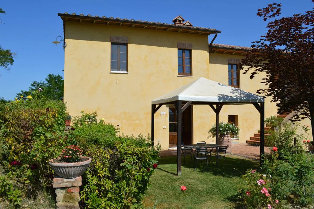 Zuid toscane agriturismo calia appartement montefiori appartement tuin