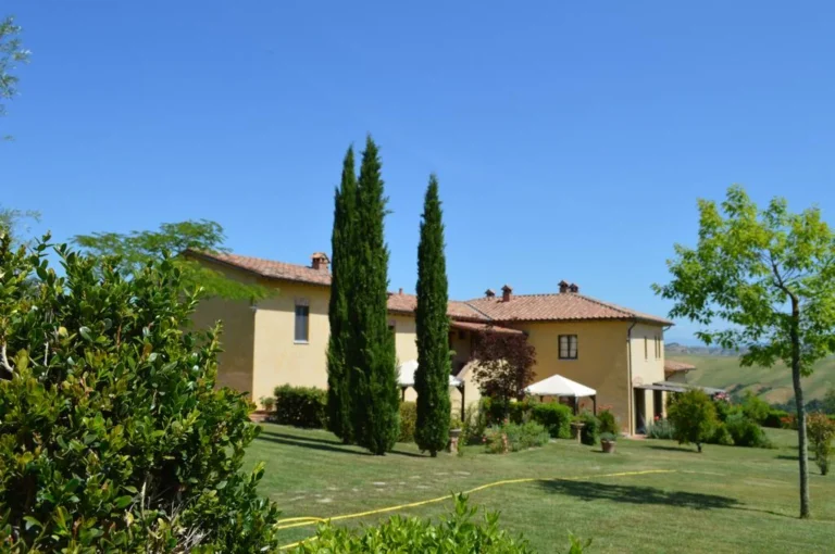 Zuid toscane agriturismo calia landhuis tuin