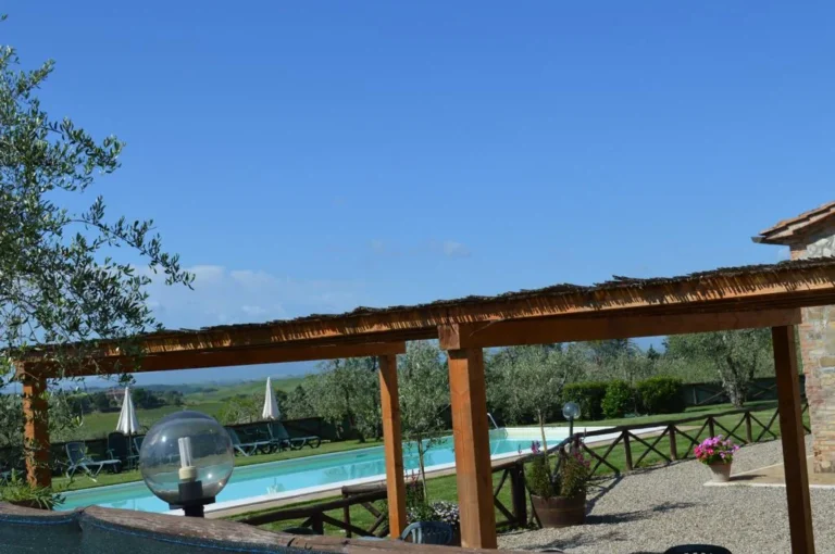 Zuid toscane agriturismo tra le vigne zwembad pergola