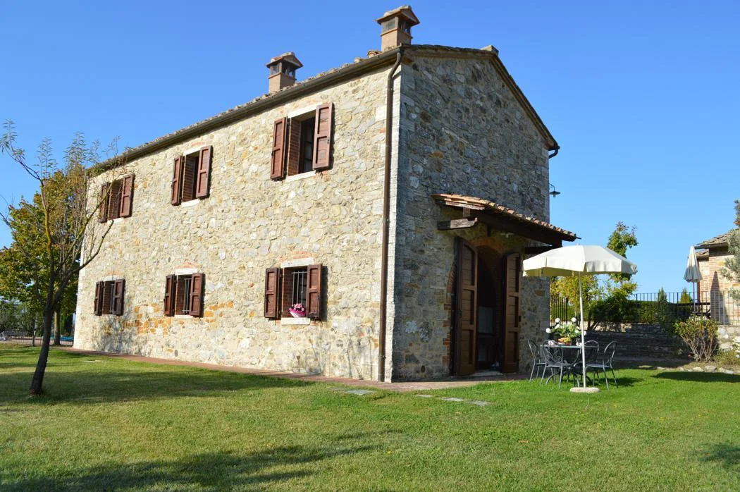 zuid-toscane-casa-la-medina-appartement-dante-appartement-buitenkant-06-casamia
