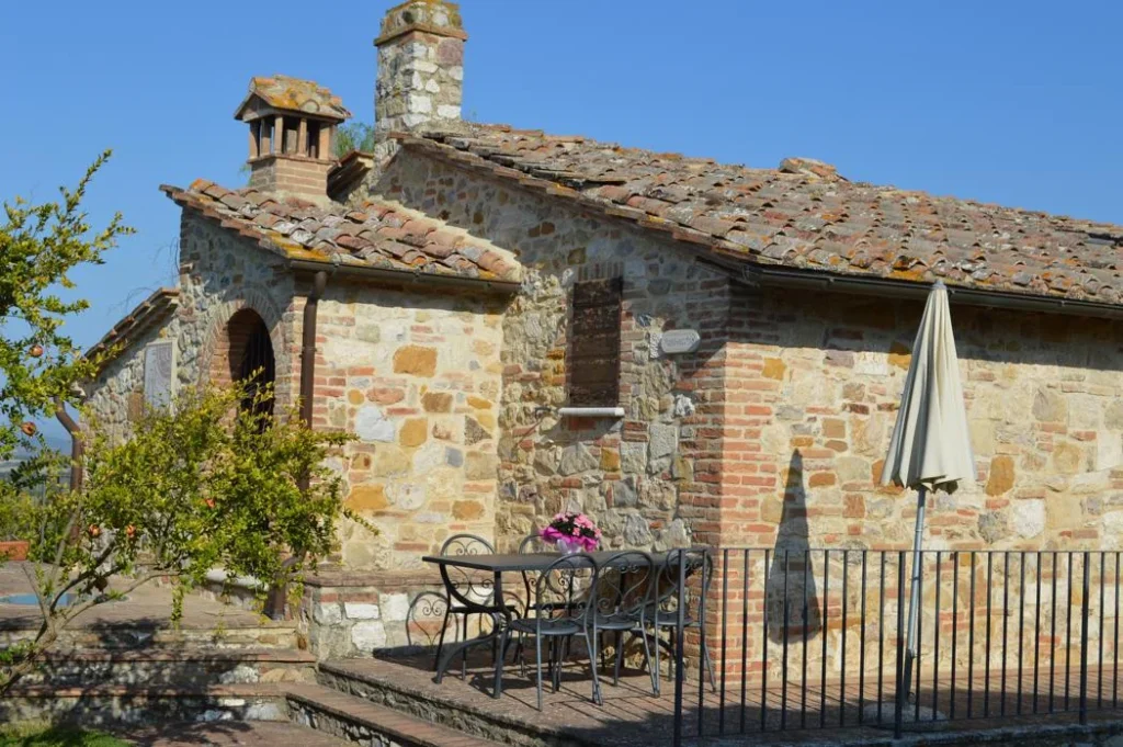 zuid-toscane-casa-la-medina-appartement-pontevecchio-appartement-terras-01-casamia